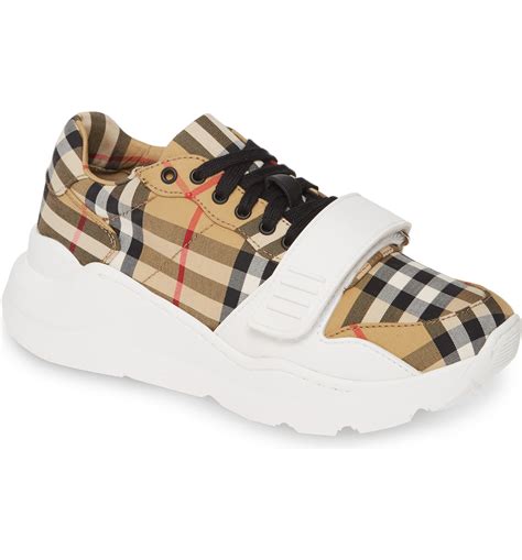 burberry lace up sneakers